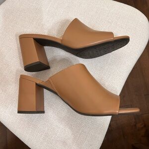 Adrienne Vittadini Tan Leather Mules